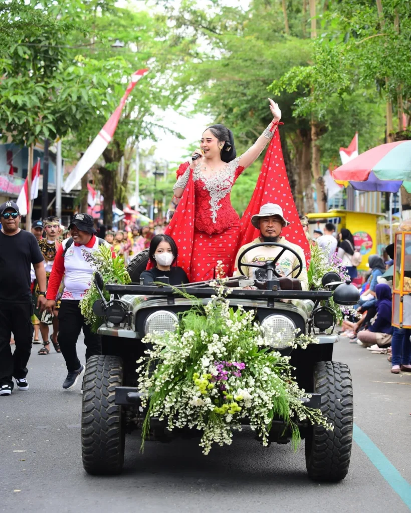 Silvy Kumalasari Photos