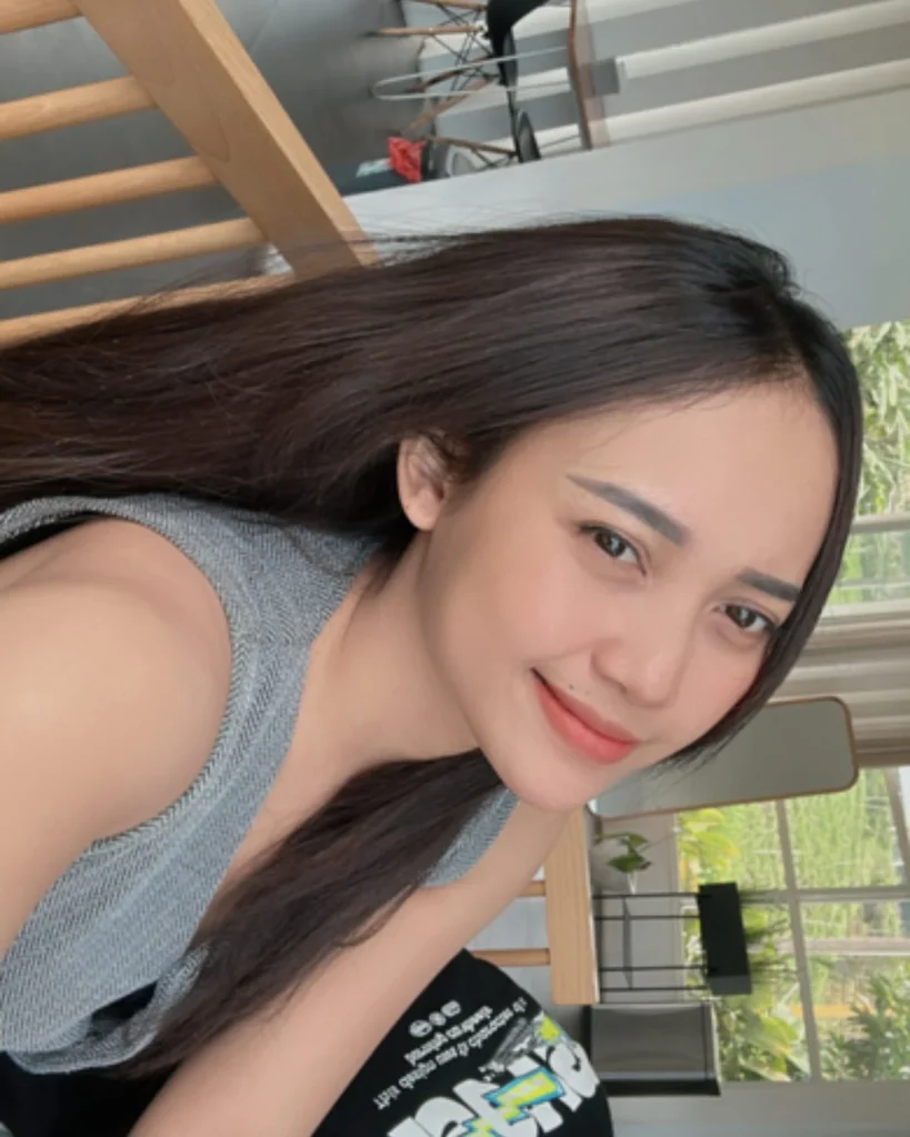 Silvy Kumalasari Photos