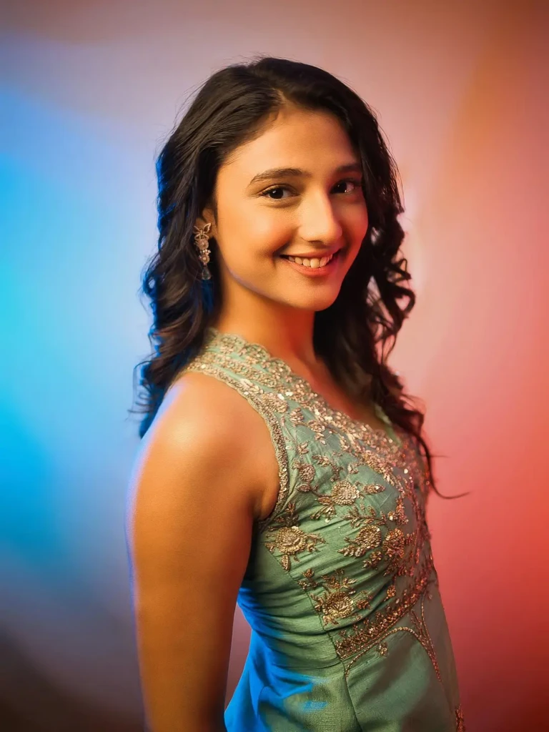 Mirai Heroine Ritika Nayak Photos (9)